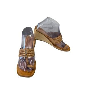 N.Y.L.A. Women’s Size 7 Wedge Sandals Wood Heels Shoes Leather Upper Summer